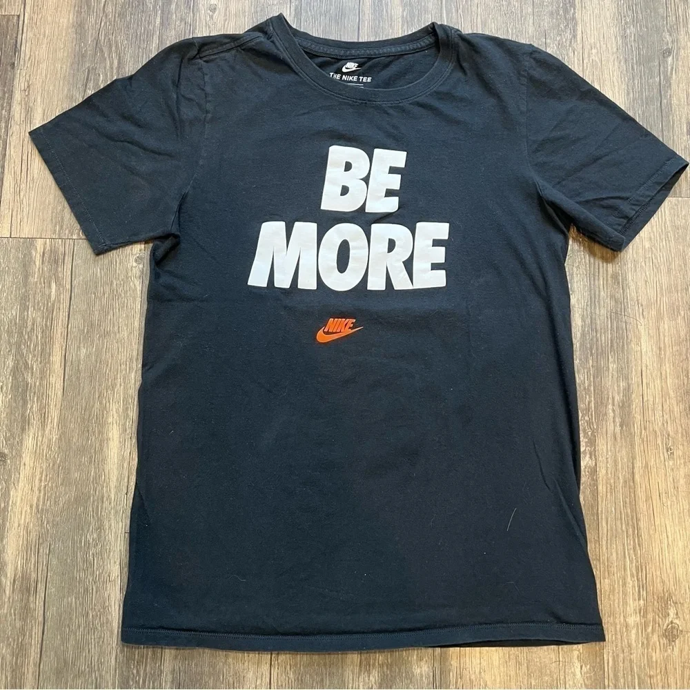 Nike The Nike Tee Black logo Tee Short Sleeves Shirt Top Activewear Running S